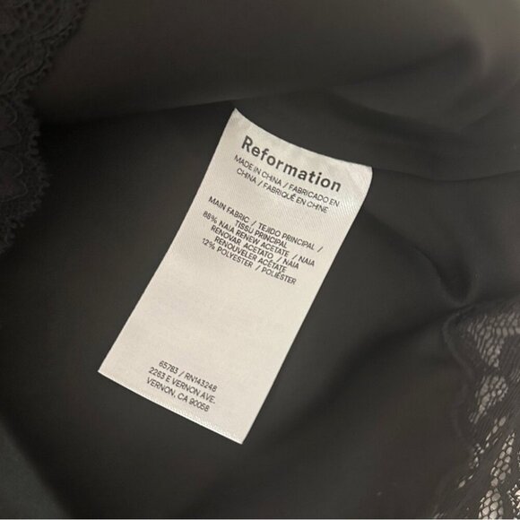 NEW Reformation Neera Satin Mini Skirt Lace Detail Black | size 2 - Picture 7 of 10